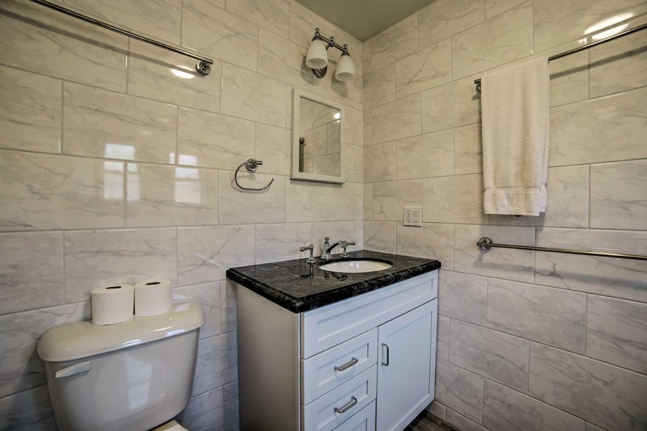 Updated Home On Catalina Island Walk To The Coast Avalon Bagian luar foto
