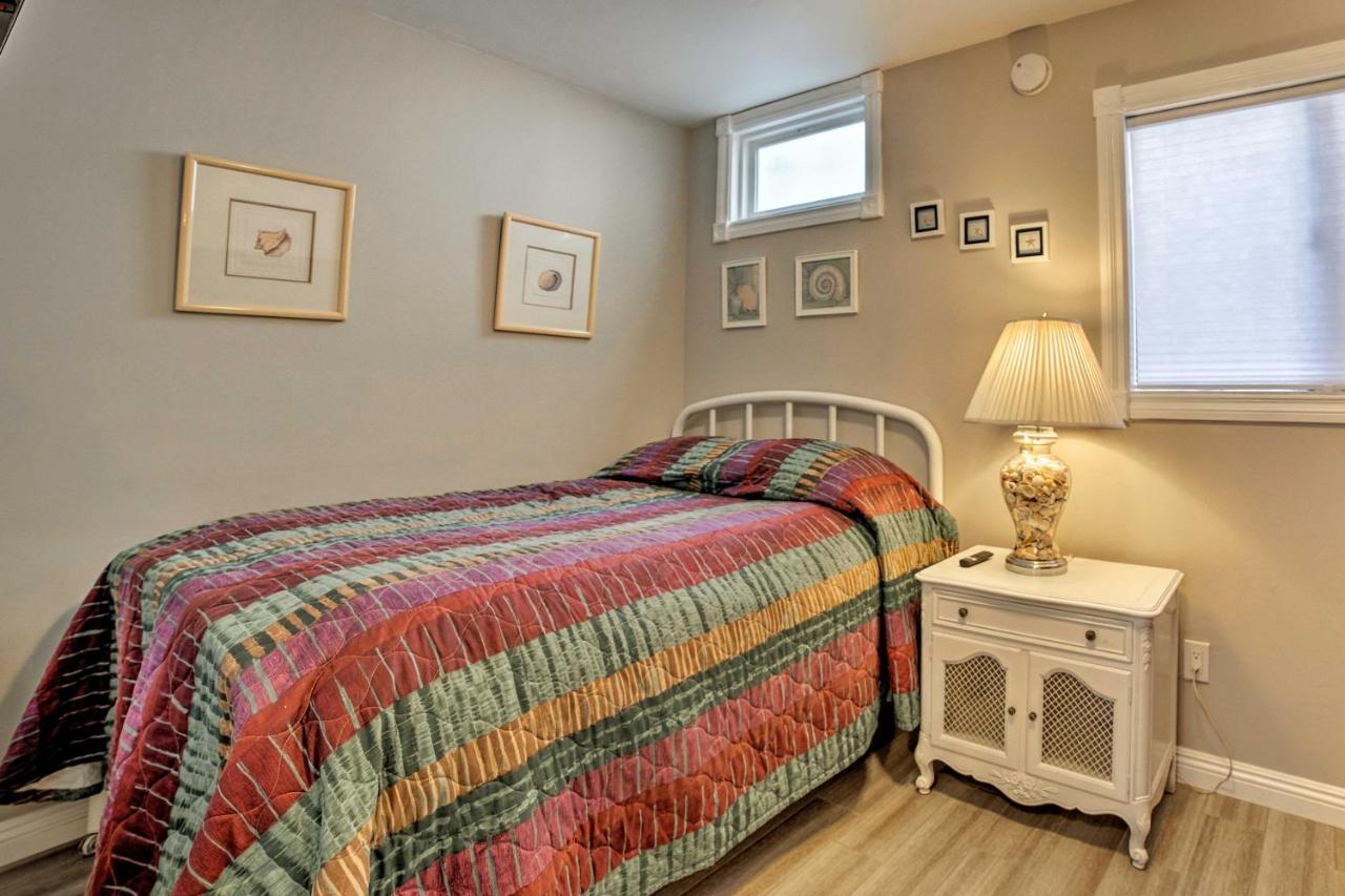 Updated Home On Catalina Island Walk To The Coast Avalon Bagian luar foto