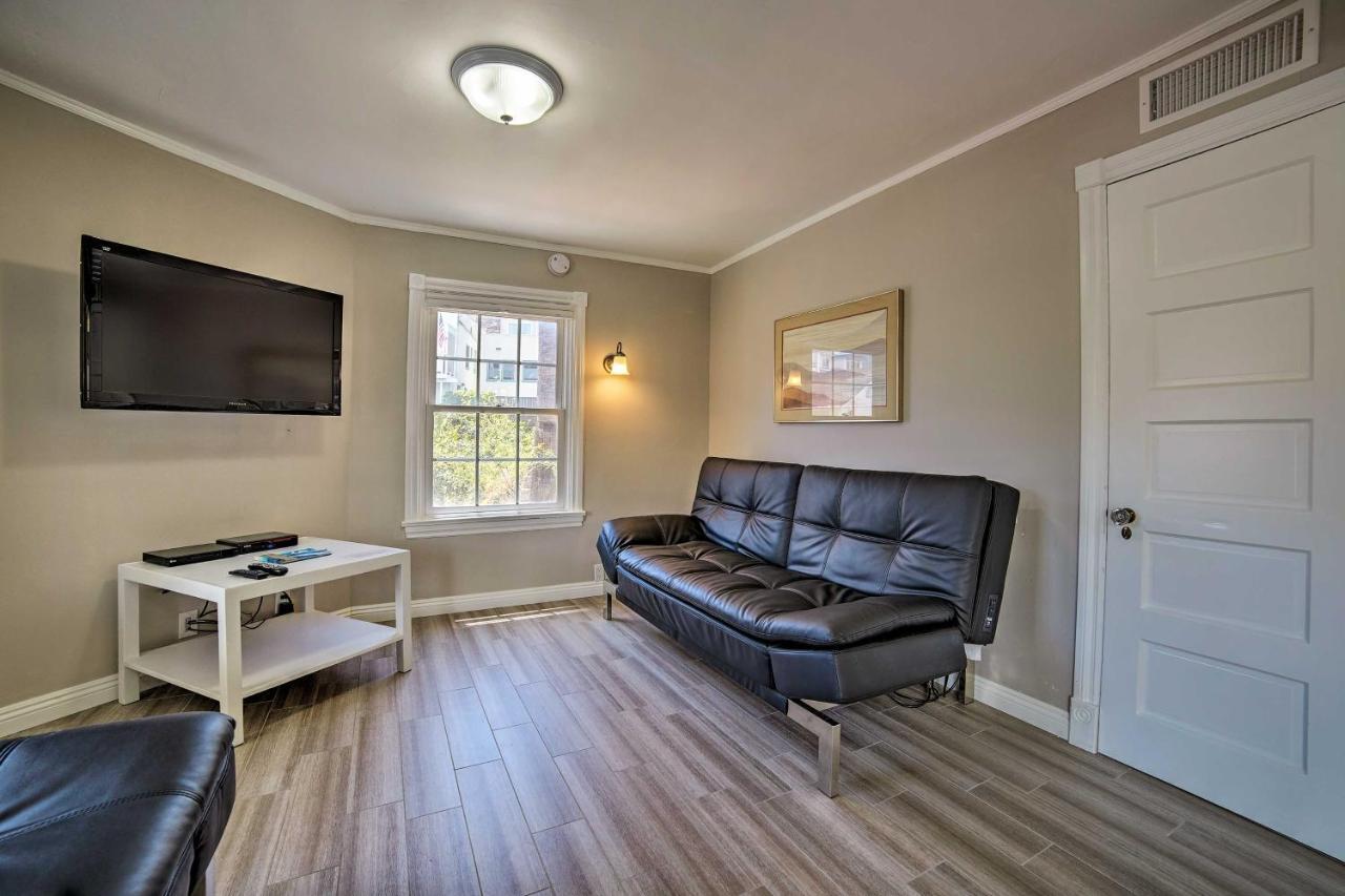 Updated Home On Catalina Island Walk To The Coast Avalon Bagian luar foto